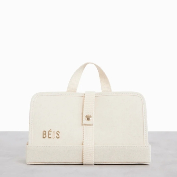 BEIS Accessories - Beis Dope Kit Brand New with tags